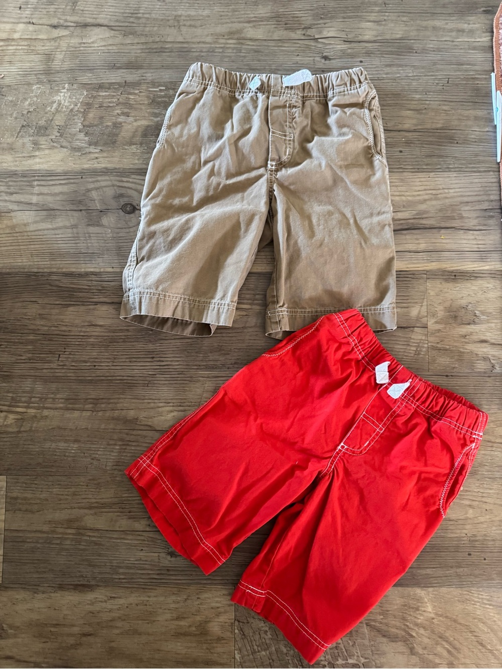 Hanna Andersson Red and Tan Kids Elastic-Waist Shorts Set